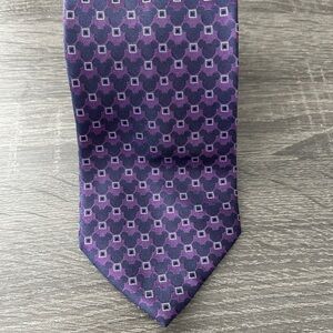 Disney Parks Mens Tie Purple Mickey Mouse Geometric Silk Necktie 61 X 3 1/2